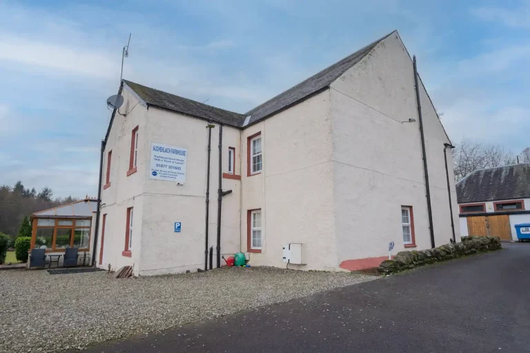 AuchenlaichFarmhouse_060